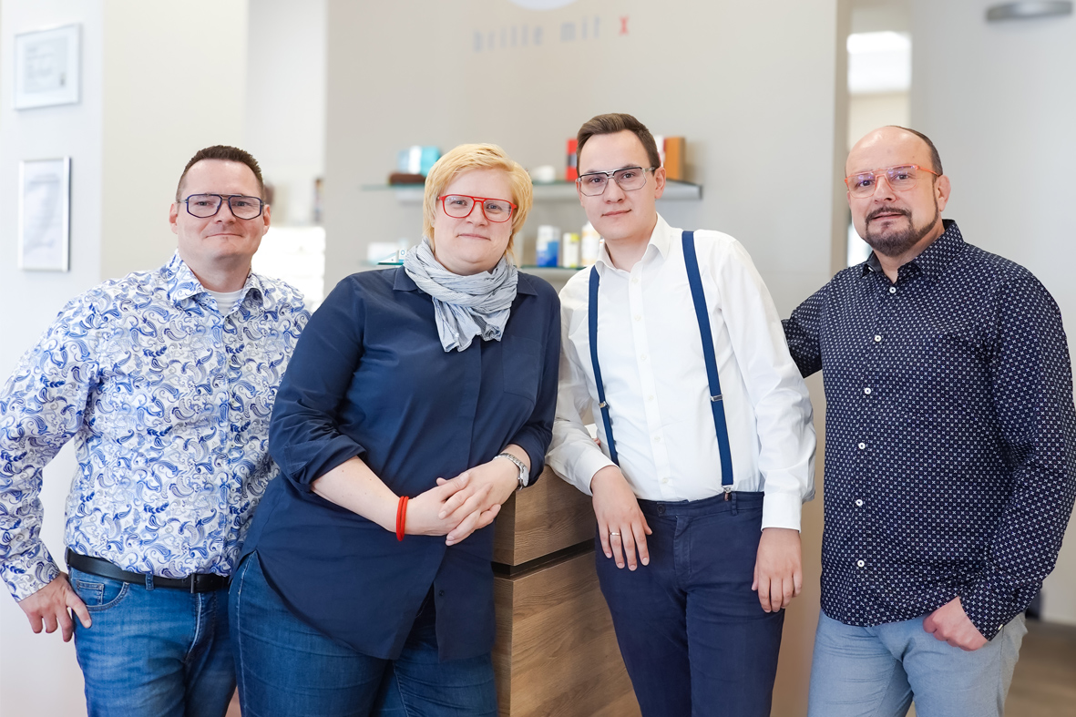 Buxa: Brille mit X: Das Team in Wattenscheid